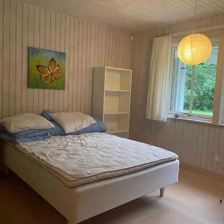 Large Close To Nature Vakantiehuis Tikob